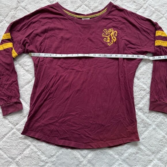 Harry Potter | Gryffindor Hype Jersey - BoxLunch Exclusive | Size Large - Picture 7 of 8